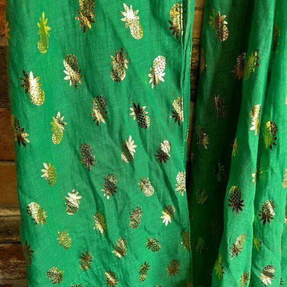 5 for $25🔥Evergreen Enterprise Green & Gold Pineapple Scarf - Picture 2 of 4